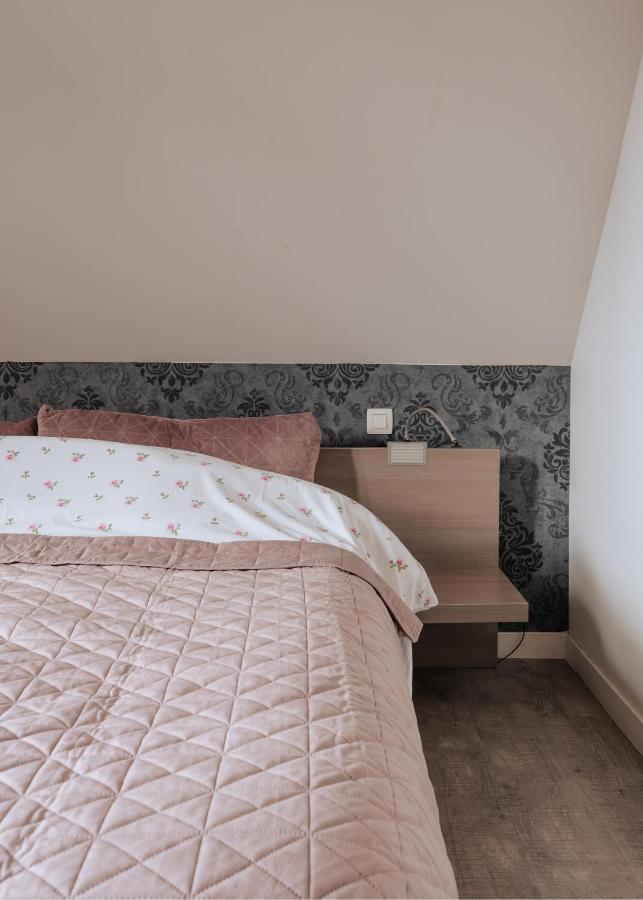 Amazing 2 Rooms Design Apartement Loft Ypres Exterior foto